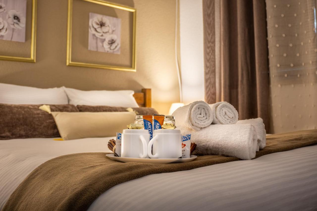 Clarina All Seasons Rooms & Apartments ครูเชโว ภายนอก รูปภาพ